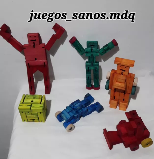 TRANSFORMABLES: varios modelos que permiten variar la postura original