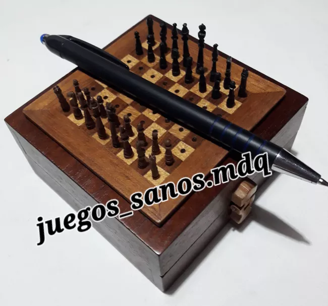AJEDREZ MINIATURA