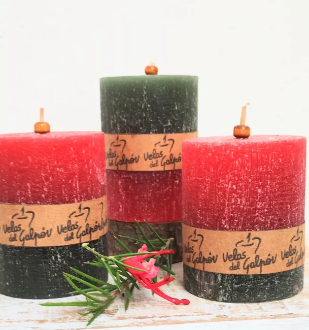 Velas de parafina combinadas roja y verde estilo navideño