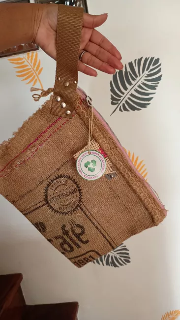 Sobre de mano cafetero♻️